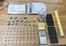Casal é detido com cocaína, maconha e celulares em Santa Cruz Cabrália
