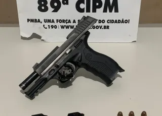 Casal é preso com munições e pistola .40 em Itabatã