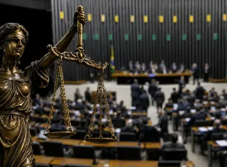 CCJ aprova PEC que reduz maioridade penal de 18 para 16 anos