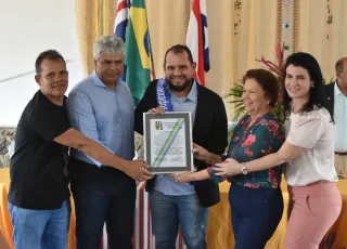 Chef Victor Silva Pessoa é homenageado e recebe título oficial em cerimônia na Câmara de Vereadores de Nova Viçosa