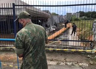 Vídeo - Chuva destrói abrigo para imigrantes e alaga ruas em Manaus