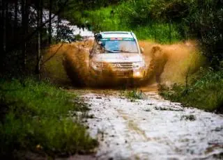 Chuva deu o tempero especial na final dos ralis Mitsubishi em Mogi Guaçu (SP)