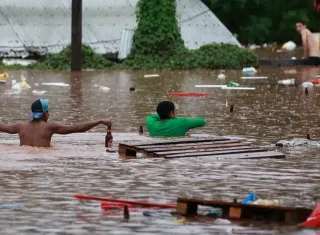 Chuvas no Rio Grade do Sul deixam 31 mortos e 74 desaparecidos