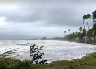 Ciclone pode trazer ventos de até 87 km/h para Caravelas