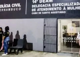 Cinco adolescentes são apreendidos por suspeita de estupro coletivo contra alunas dentro de escola 