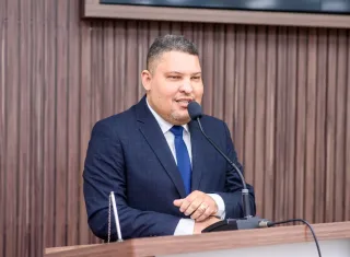 Cinco novas leis de autoria do vereador Jonatas Santos fortalecem inclusão, saúde e economia em Teixeira de Freitas