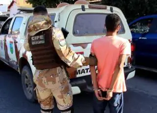 Cinco pessoas são presas e duas morrem em operação contra tráfico em Eunápolis