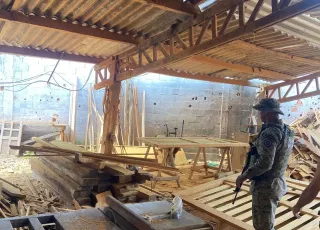 CIPPA/PS desarticula marcenaria ilegal em Ilhéus. Proprietário foi conduzido para a delegacia 