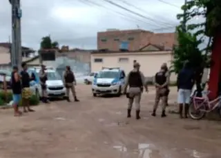 Cobrança de dívida termina com idoso agredido a facão e agressor agredido pela população em Teixeira de Freitas
