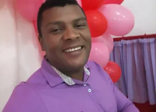 Colisão entre carro e caminhão deixa homem morto na BA-698, em Mucuri