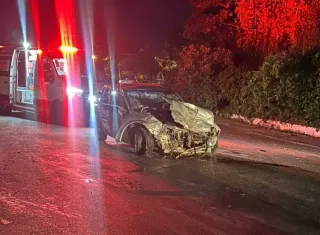 Colisão frontal na BR-101 deixa feridos em Itamaraju no feriado de Natal