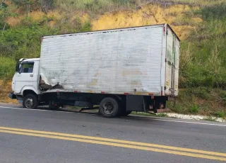 Colisão frontal na BR-101 deixa uma vítima fatal em Teixeira de Freitas