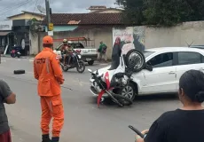 Colisão na Avenida Perimetral não deixa feridos graves, em Itamaraju