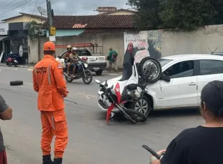 Colisão na Avenida Perimetral não deixa feridos graves, em Itamaraju