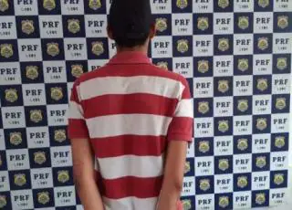 Com arma de fogo, passageiro é preso pela PRF em Teixeira de Freitas
