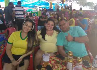 Com vitória do Brasil, teixeirenses fazem festa no Parque de Exposição