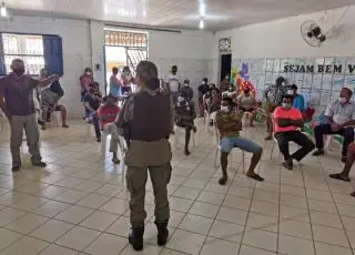 Comandante da 43ª CIPM realiza reunião comunitária em Prata, distrito de Itamaraju