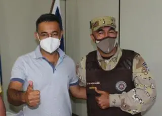 Comandante da CAEMA faz visita ao prefeito de Itamaraju para discutir ações na segurança pública