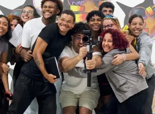Companhia de Teatro prepara releitura de Romeu & Julieta e abre audições para novos talentos em Teixeira de Freitas