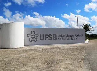 Concurso da UFSB oferece 71 vagas para técnicos administrativos; veja como se inscrever