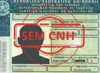 Condutor sem CNH e com tornozeleira é detido apos colidir com a moto de um policia militar em Itamaraju