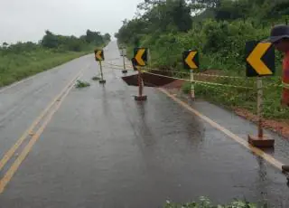 Confira -17 trechos de rodovias baianas atingidas pelas chuvas estão sendo monitoradas pelo Governo