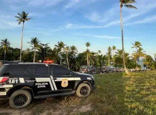 Conflito no campo - Forças de segurança retomam controle de Fazendas invadidas na Barra do Cahy, em Prado