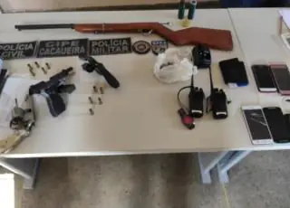 Confronto termina com três mortos no interior da Bahia. Armas foram aprendidas