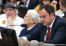 Conselho de Ética aprova cassação do mandato de Glauber Braga