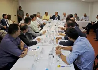 “Consórcio não é lugar para fazer política”, diz Rui Costa a prefeitos do sul da Bahia