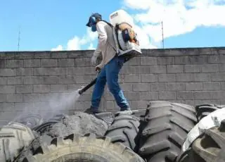 Contra a dengue: agentes de endemias fazem mutirão na cidade