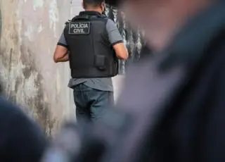 Coorpin de Teixeira de Freitas prende dupla por homicídio