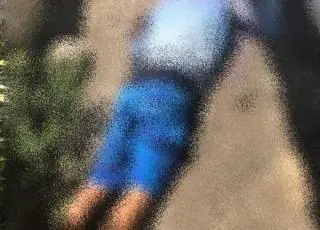 Adolescente é encontrado morto dentro de escola depois de ter sido baleado na rua. Em Teixeira de Freitas.