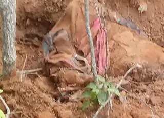 Corpo de homem não identificado é encontrado em cova rasa na cidade de Itanhém