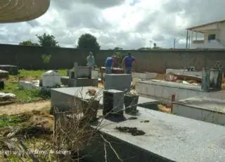 Corpo de Letícia é desenterrado e levado para sepultamento em Minas Gerais