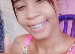 Corpo de mulher com marca de tiros é encontrado às margens da BA-555