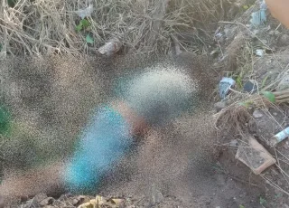 Corpo de um homem com rosto desfigurado é encontrado no Vila Verde em Teixeira de Freitas