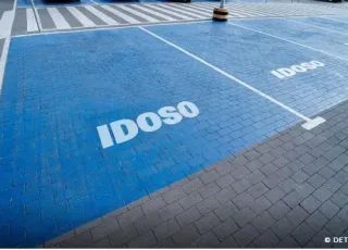 Credencial de estacionamento para idoso e PCD ganha versão digital