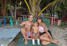 Criança de 4 anos é internado em estado grave  no HECB em Teixeira de Freitas após suspeita de agressão; mãe e padrasto foram presos