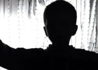 Criança relata à mãe ter sofrido abuso sexual por irmão da mesma igreja da família