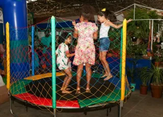 Crianças teixeirenses se divertem em evento no Mercado Municipal