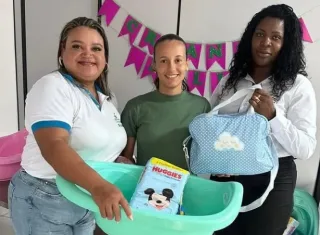 Cuidado e acolhimento: Gestantes recebem kits maternidade em ação da Assistência Social de Ibirapuã