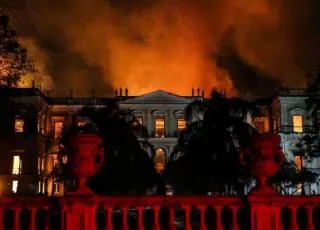 Curto em ar-condicionado causou incêndio no Museu Nacional