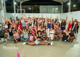 Dança na Praça reúne mais de 65 pessoas na primeira edição em Teixeira de Freitas