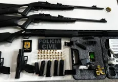 DEAM de Porto Seguro apreende cinco armas de fogo em operação após denúncia de violência doméstica