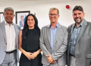 Decisões em reunião com governador impulsionam crescimento de Teixeira de Freitas