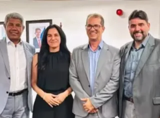 Decisões em reunião com governador impulsionam crescimento de Teixeira de Freitas