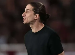 Demitido: Filipe Luís não é mais técnico do Flamengo 