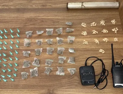 Denúncia anônima leva PM a apreensão de drogas em Porto Seguro