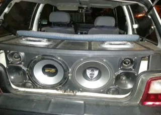 Denúncia de som alto resulta na apreensão de carro adulterado em Itamaraju